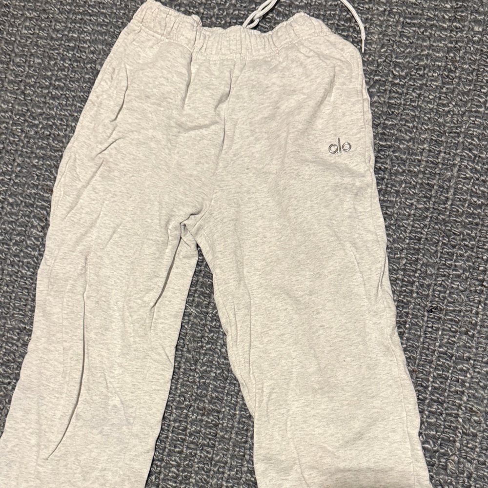ALO Yoga Light Gray Joggers